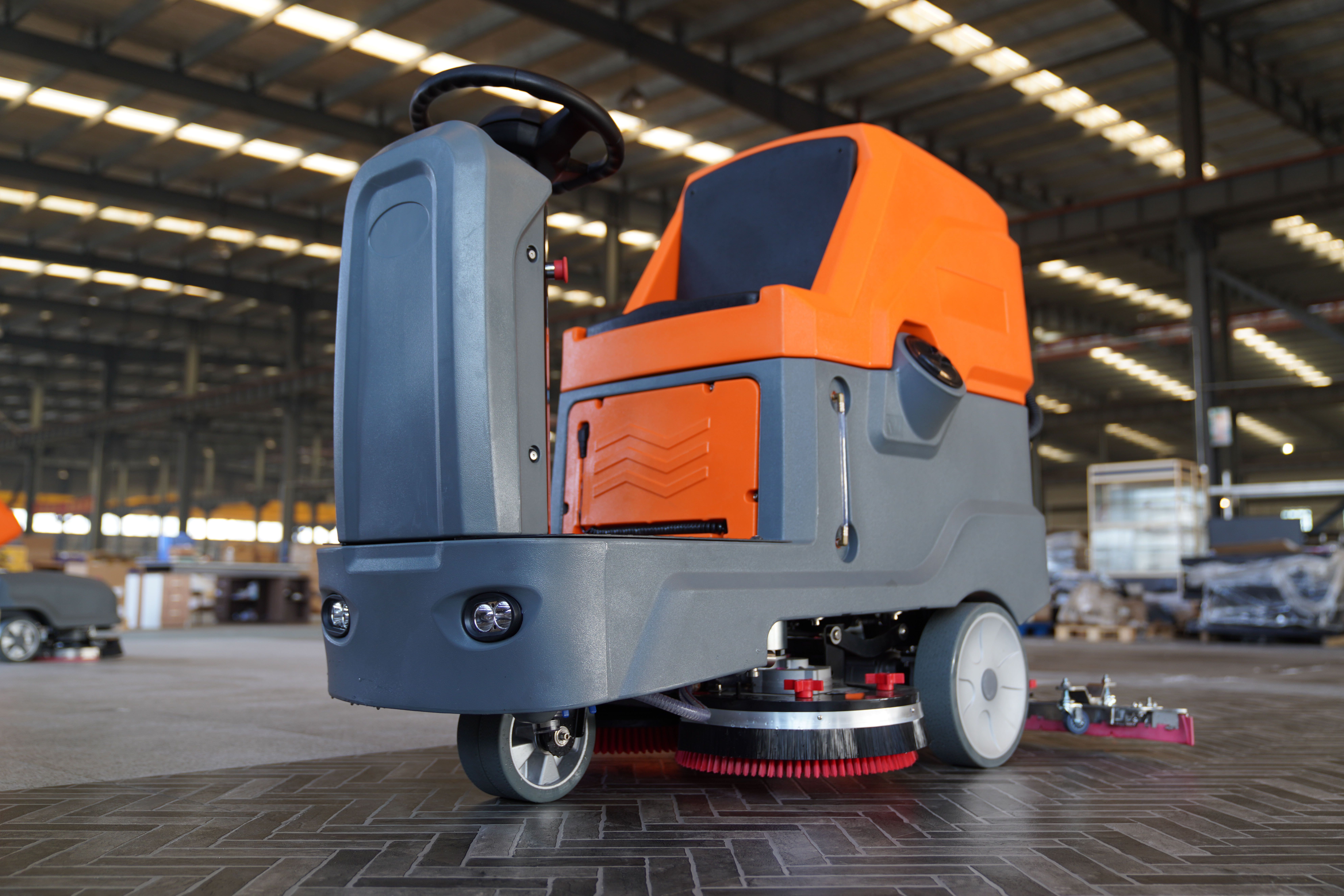 杭州葉盛物業(yè)管理有限公司采購榮事達(dá)洗地機(jī)